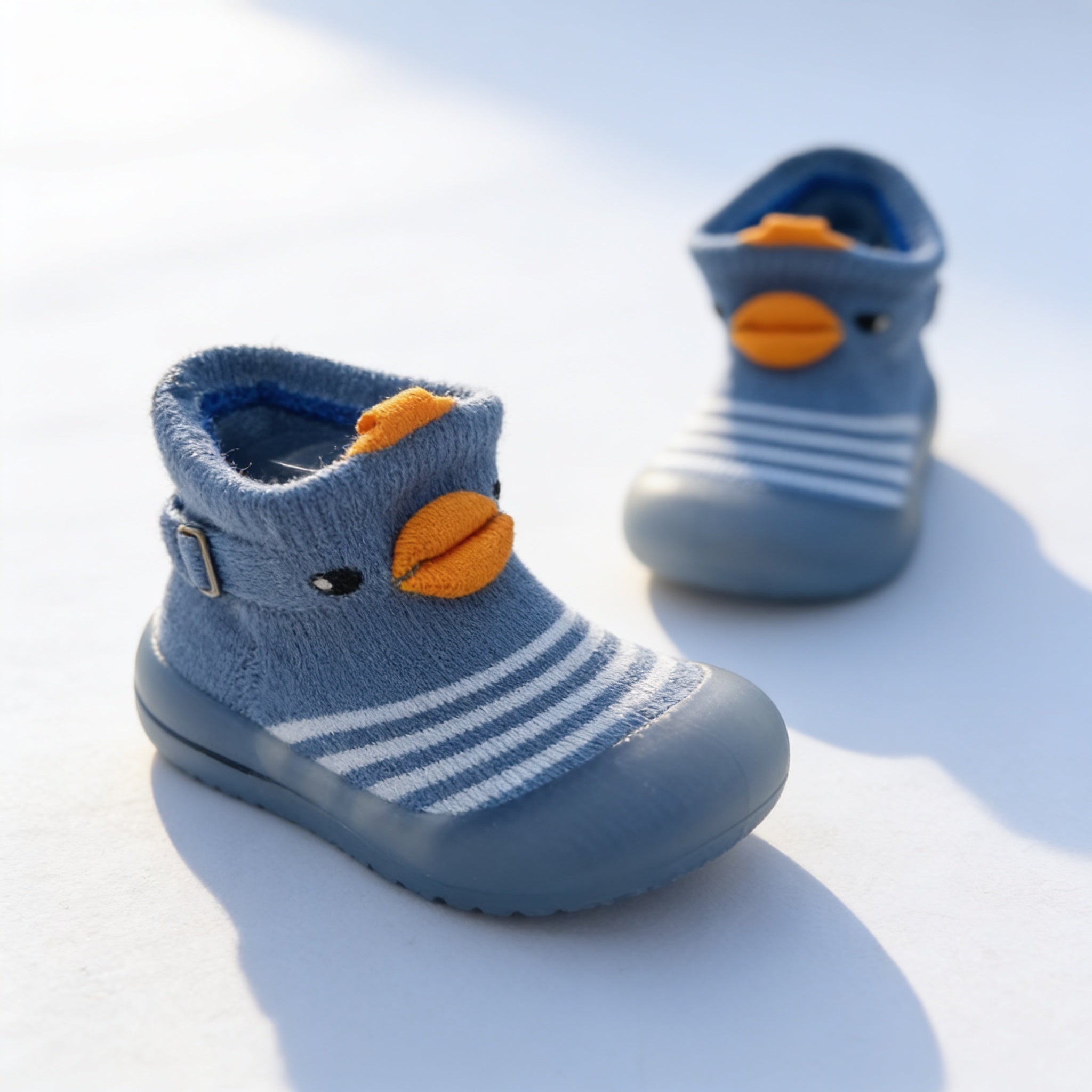 Chaussons chaussettes caneton - bleu - vue de profil - Candy Bebe