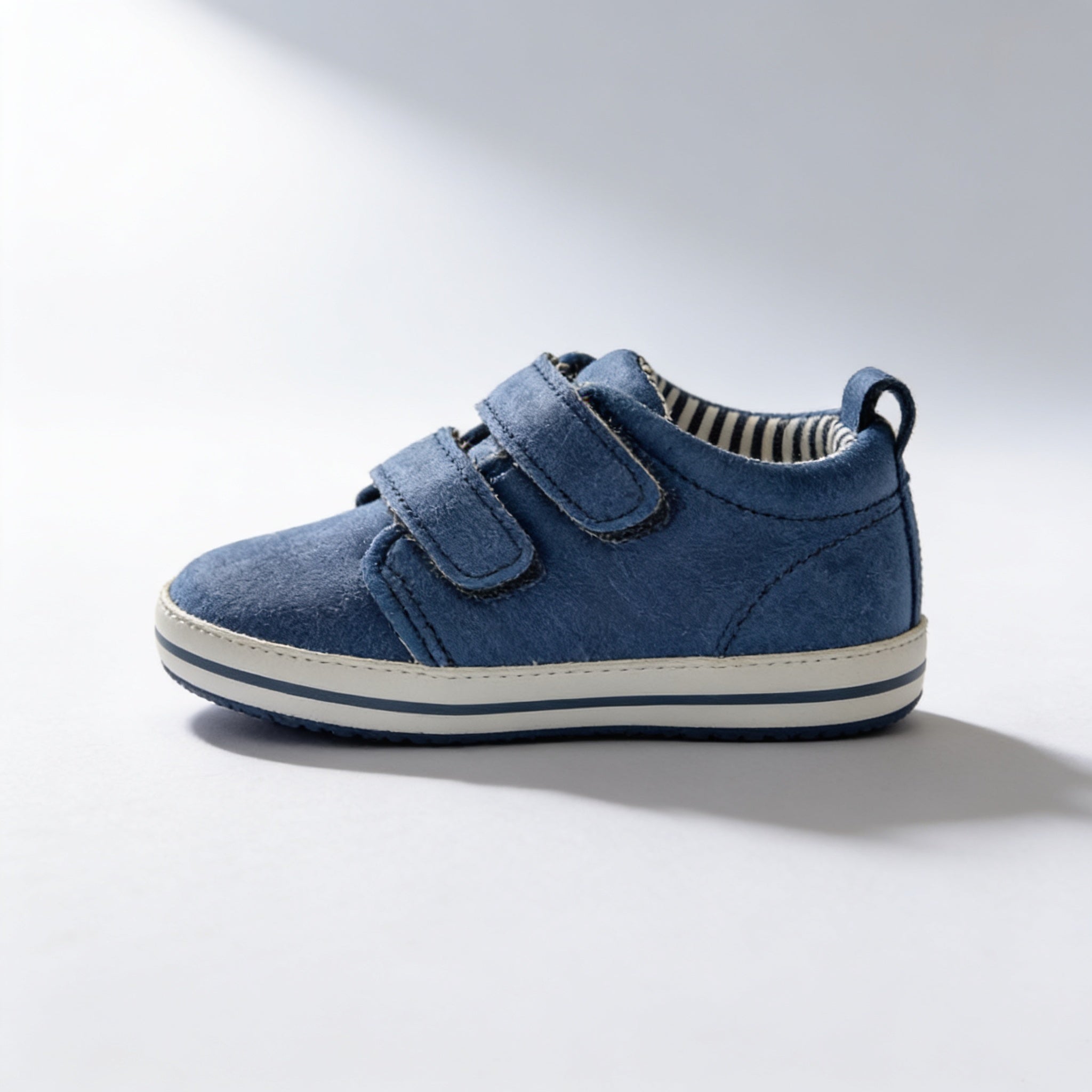 Chaussures premiers pas CB42 - vue de profil - Candy Bebe