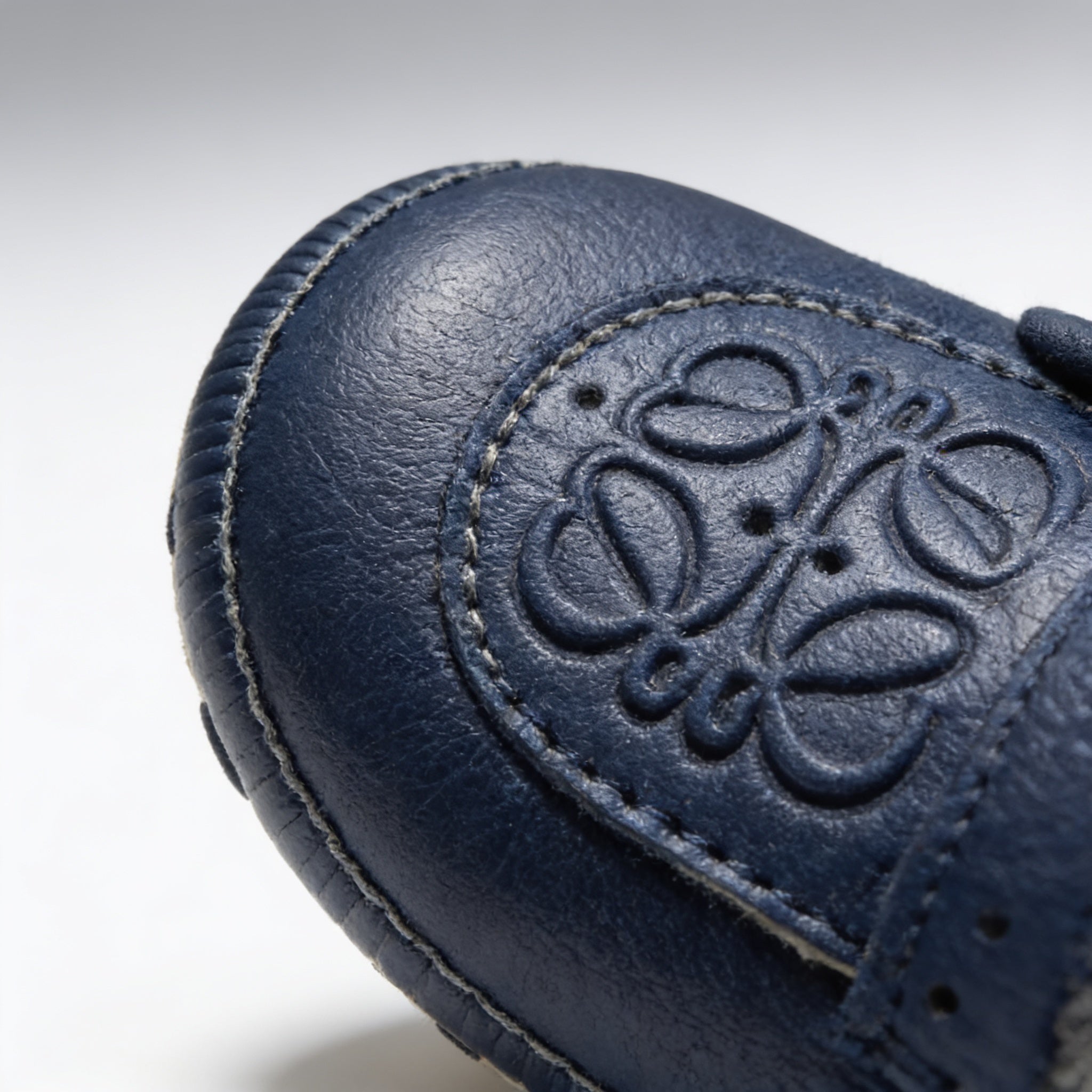 Chaussures premiers pas CB60 - detail de la matiere - Candy Bebe