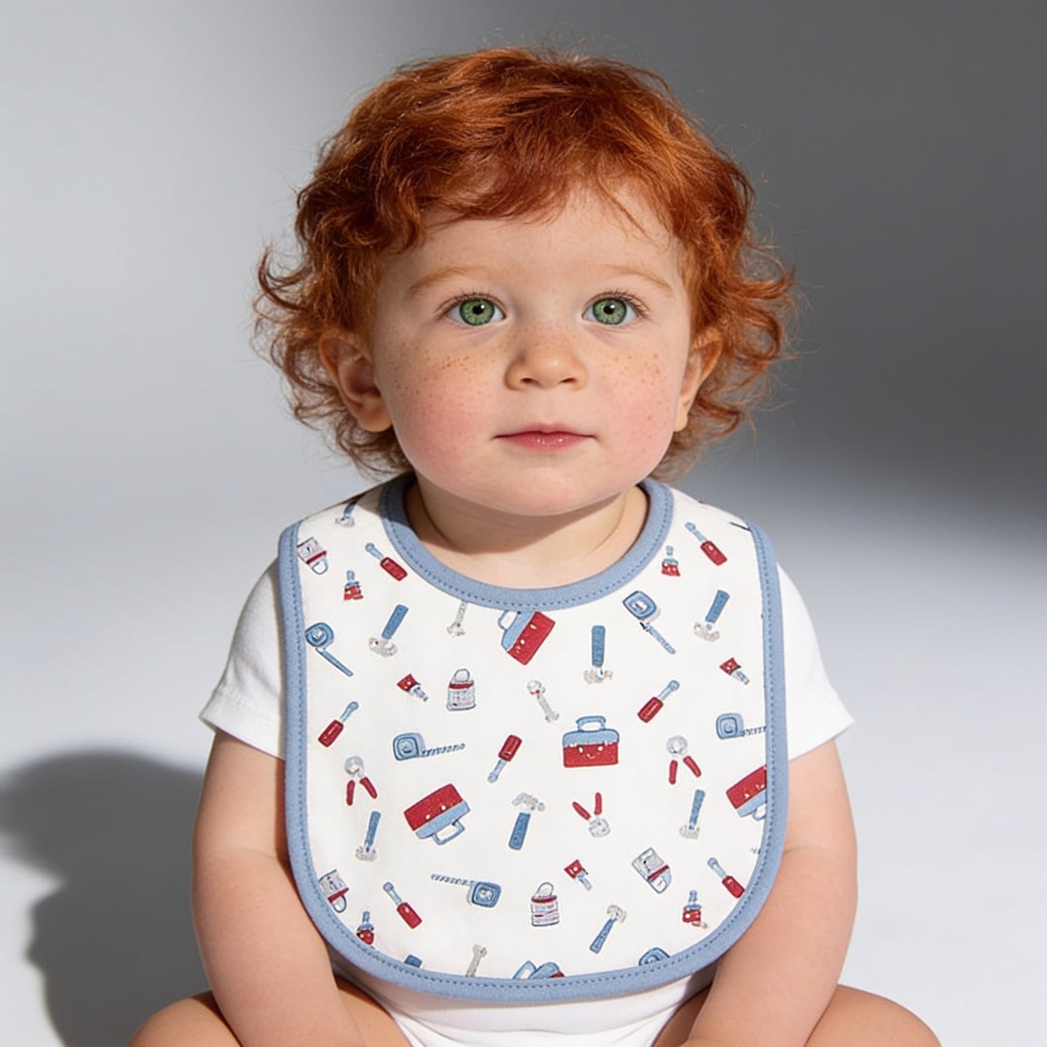 Lot de 5 bavoirs coton - porte par un enfant - Candy Bebe