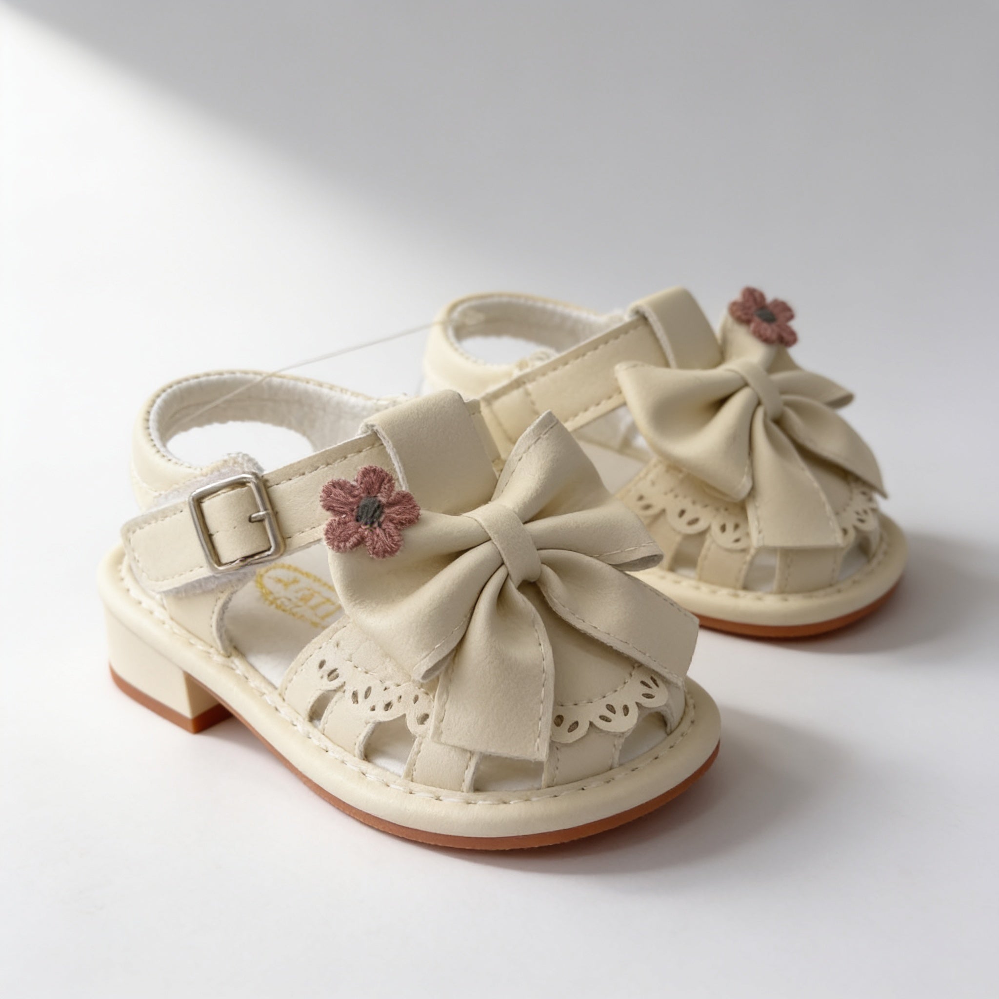 Sandales a noeud bebe - creme - vue produit - Candy Bebe