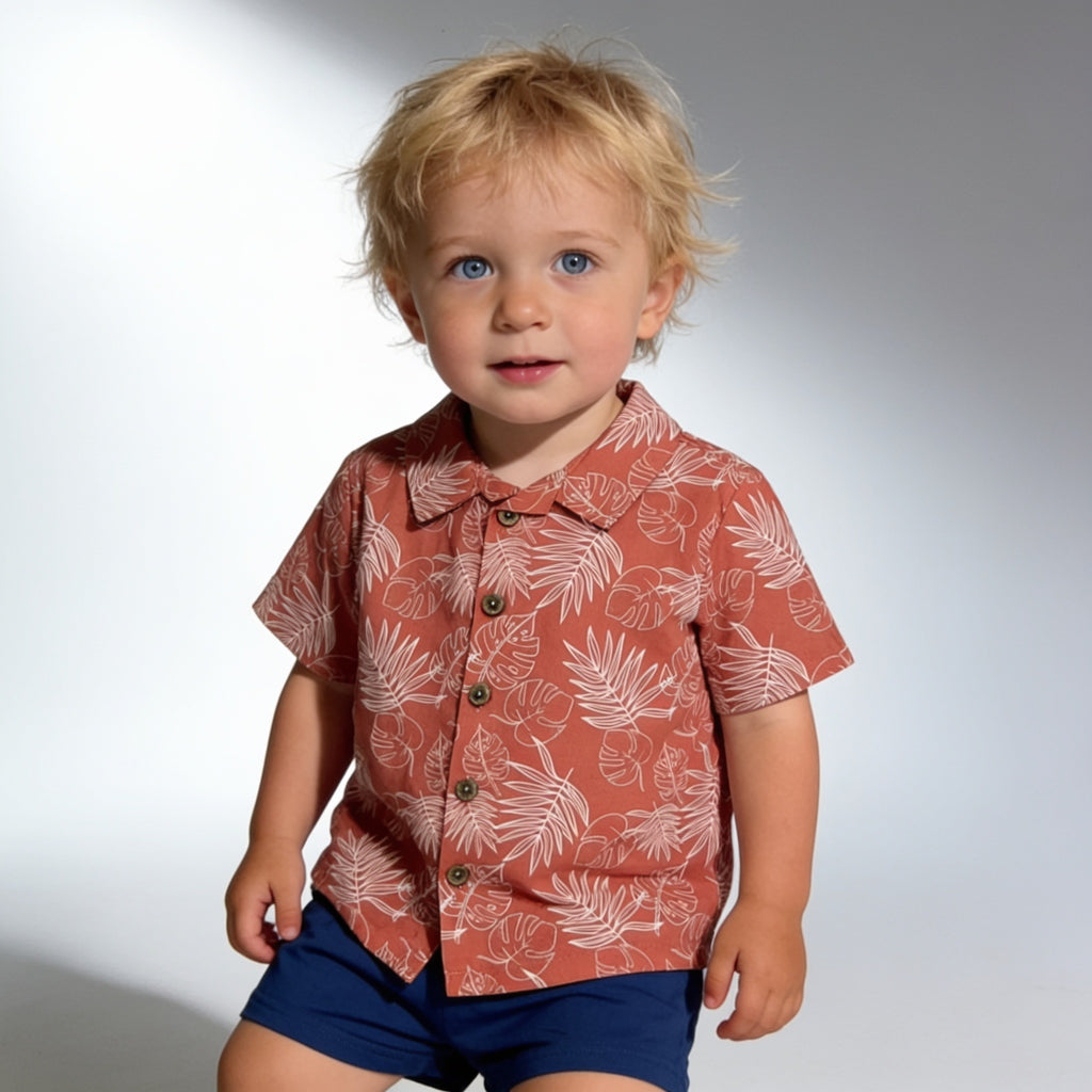 Ensemble chemise palmiers et short - terracotta - porte par un enfant - Candy Bebe